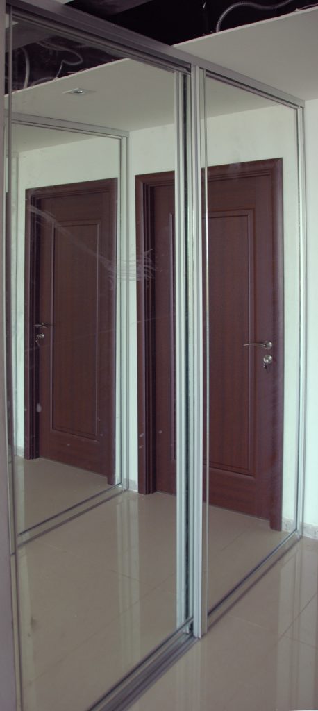 Wardrobe full mirror